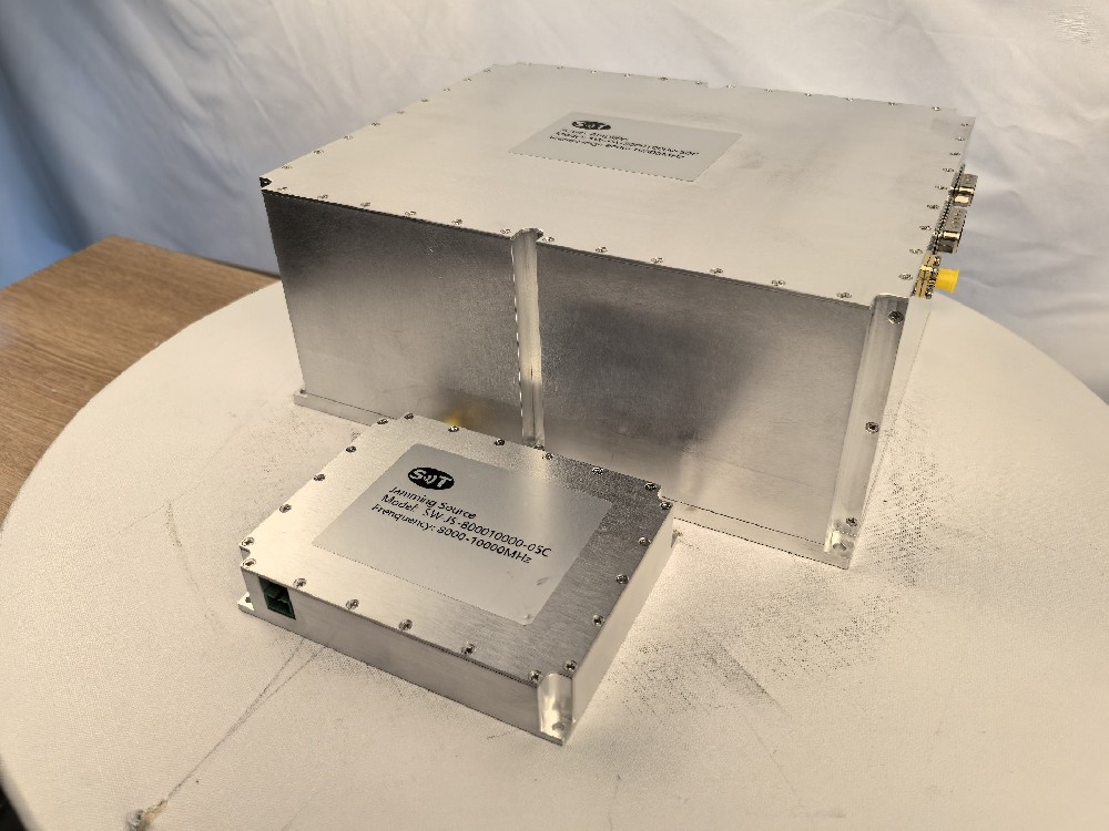 SW-PA-800010000-50C 100W power amplifier for military and commercial use